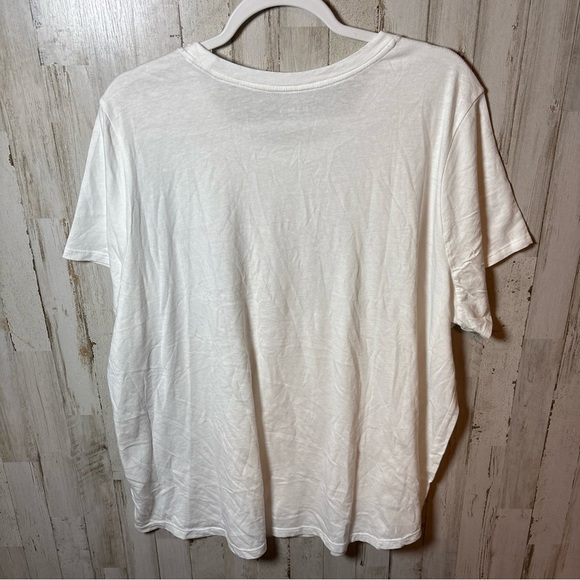 Old navy graphic t shirt women's size 3X Love Is Here To Stay - Picture 13 of 15